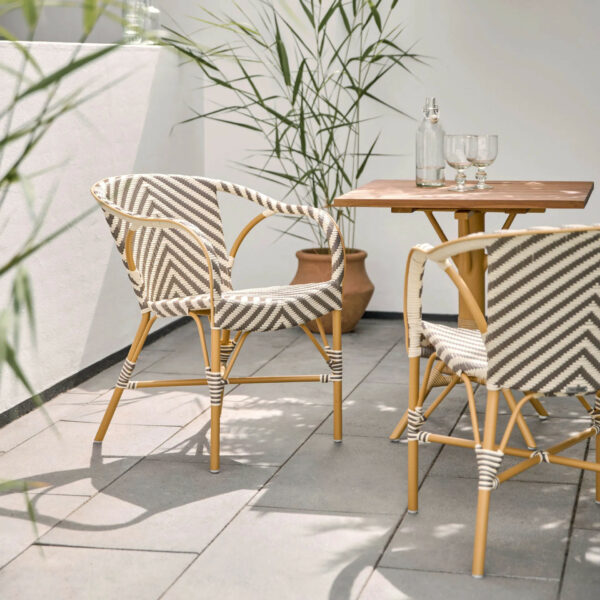 MADELEINE - Fauteuil par SIKA DESIGN