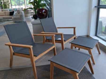 MAYA - Club chair with ottoman